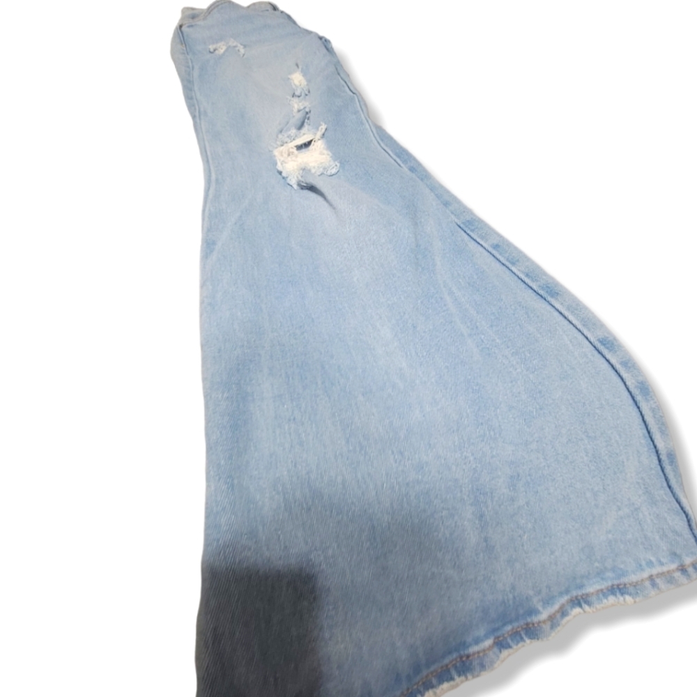 Rue21 Size 7 juniors stone washed denim bell bottoms. - Picture 4 of 10